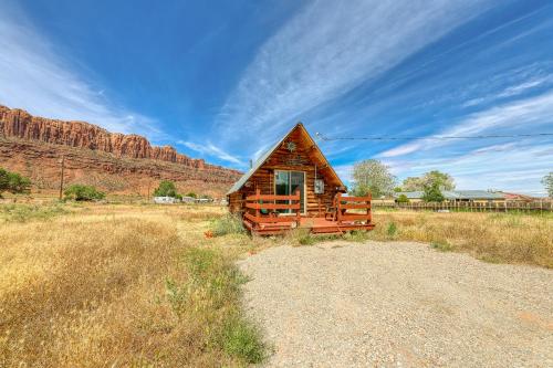 Sunny Acres Cabin - main image