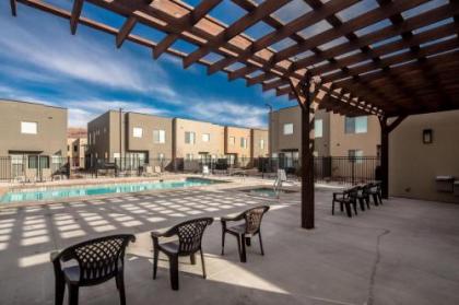 Pet Friendly Flexible 96 Hour Cancellation Free Bikes Poolside Home - Entrada 425 - image 5