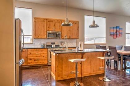 Modern Moab Townhome with Private Hot Tub and Patio! - image 4