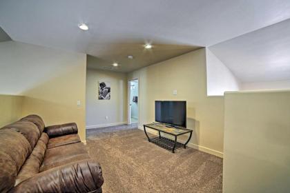 Moab Townhome with Hot Tub and Patio - Near Arches - image 12