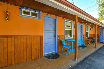 Lodge 6 - Downtown location. Studio with shared hot tub. Minutes to Arches N.P. - image 17