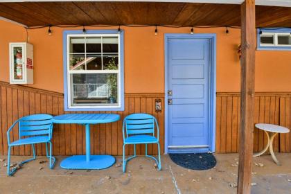 Lodge 5 - Downtown location. Studio with shared hot tub. Minutes to Arches N.P. - image 13