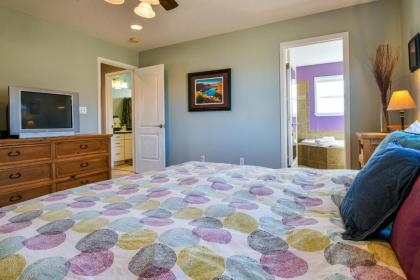 DV - Six bedroom home with private hot tub. Sleeps 22! - image 12