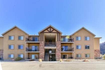 RC6A - Ground floor condo. Sleeps 9. Close to Arches and Canyonlands NP - image 9