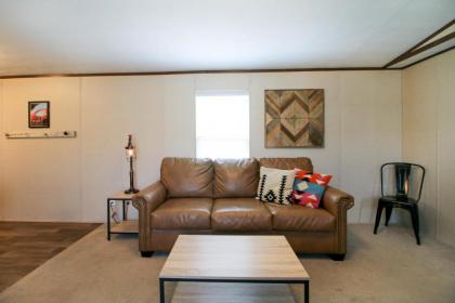 RSH 5 - Relax while visiting Moab. Sleeps 10 - image 11