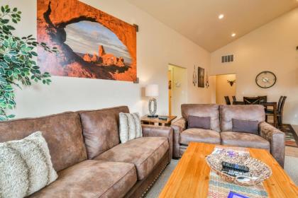 W3 - Moab get away and great price for the family! - image 11