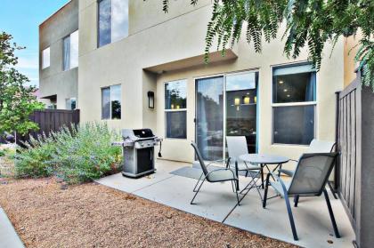 Pet Friendly Free Townies 96 Hour Cancellation Policy Poolside Home - Entrada 424 - image 14