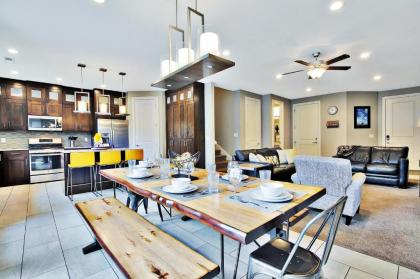 Pet Friendly Free Townies 96 Hour Cancellation Policy Poolside Home - Entrada 424 - image 3