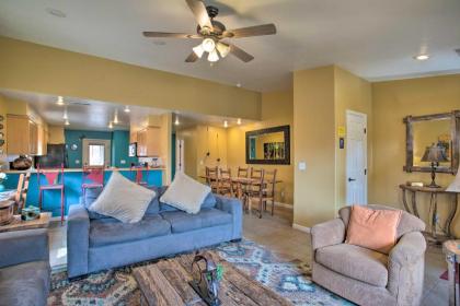 Modern Moab Townhome with Shared Pool and Hot Tub! - image 8