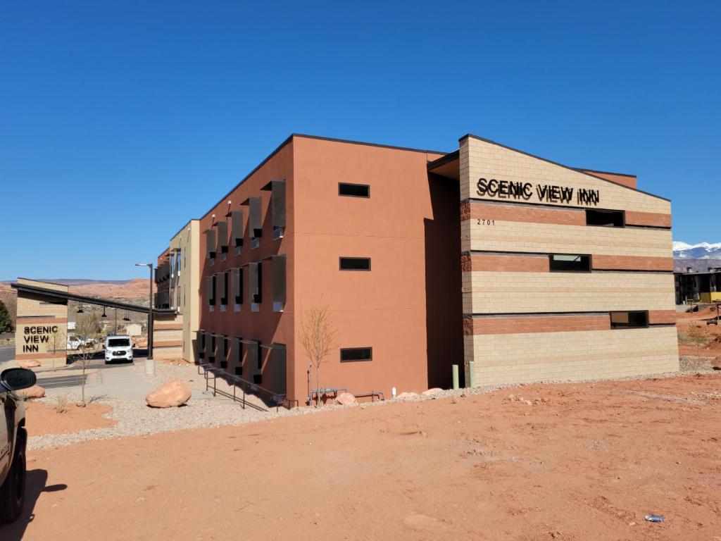 Scenic View Inn & Suites Moab - image 2