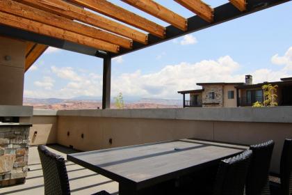 Pipedream Retreat at Sage Creek with Heated Pool - image 16