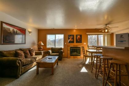 NEW LIStING 3418 moab Golf Course sleeps 8 minutes from downtown Utah