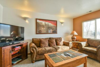 NEW LISTING 3418 Moab Golf Course sleeps 8 minutes from downtown - image 3