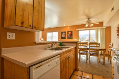 NEW LISTING 3418 Moab Golf Course sleeps 8 minutes from downtown - image 8