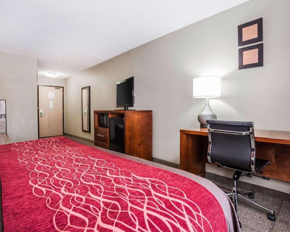 Comfort Inn & Suites Moberly - image 6