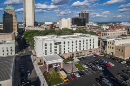 Hilton Garden Inn Mobile Downtown - image 3