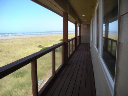 Moonstone Beach Motel - image 13