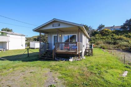 Driftwood Cottage - image 15