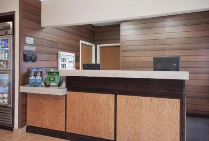 AmericInn by Wyndham Moline Airport Quad Cities - image 9