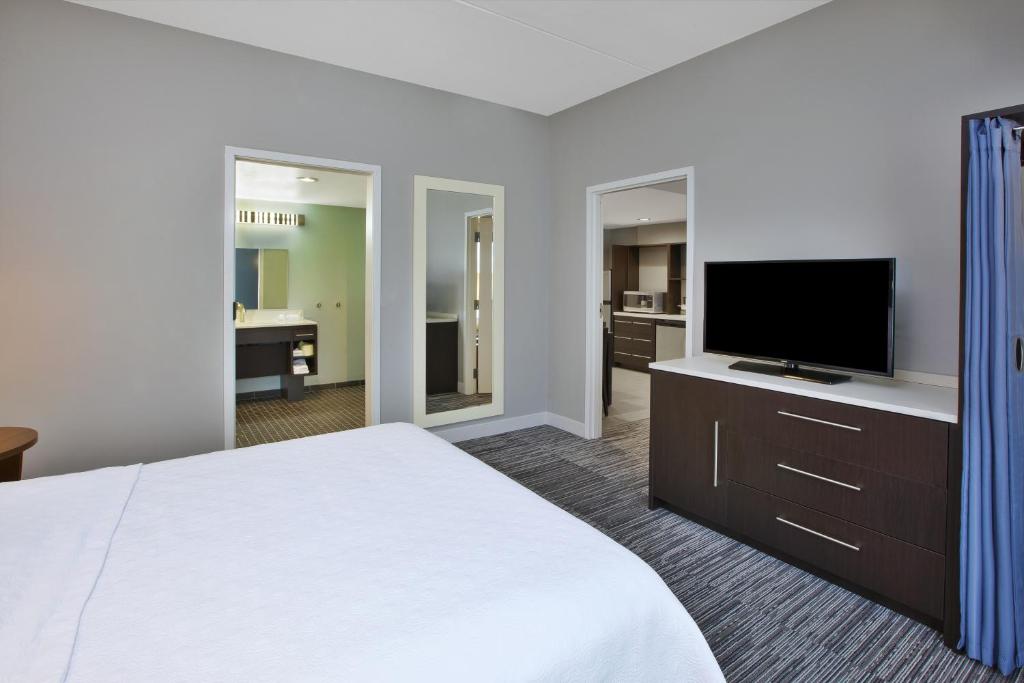 Home2 Suites By Hilton Pittsburgh Area Beaver Valley - image 3