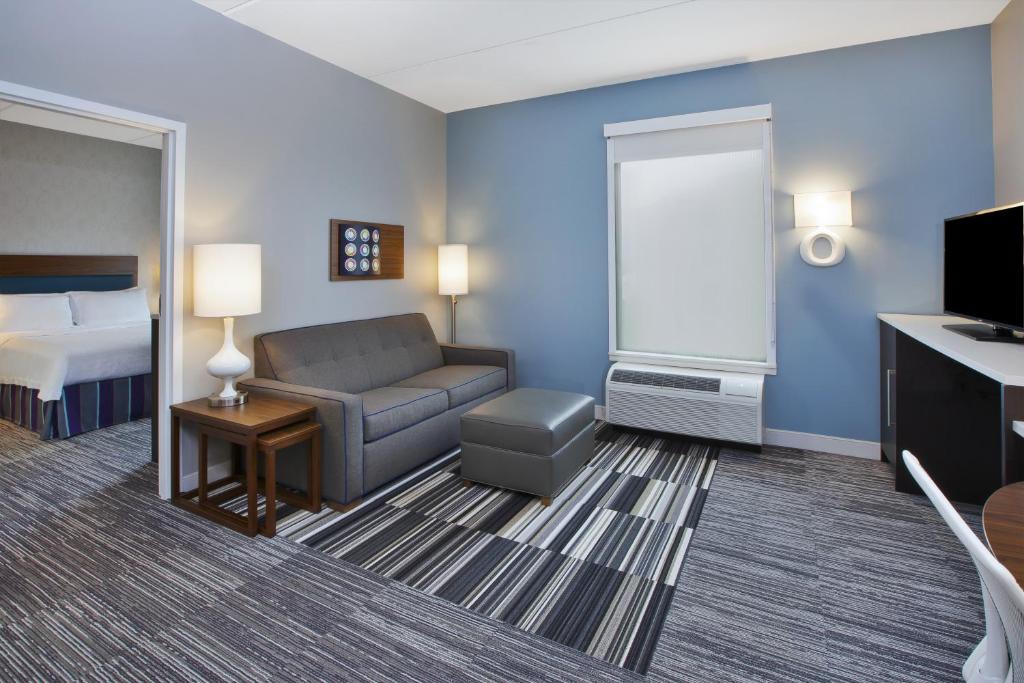 Home2 Suites By Hilton Pittsburgh Area Beaver Valley - image 7