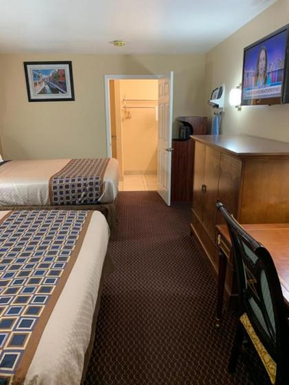 Texan Inn and Suites Monahans - image 7