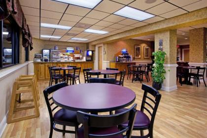 Moncks Corner Inn - image 4