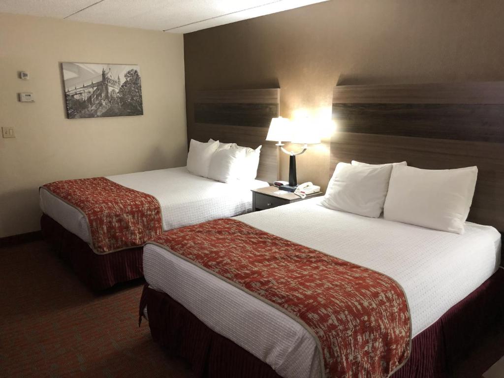 Best Western Princeton Manor Inn & Suites - image 3