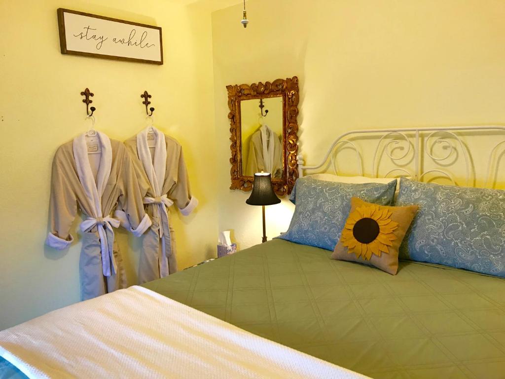 MaMere's Guest House - image 4