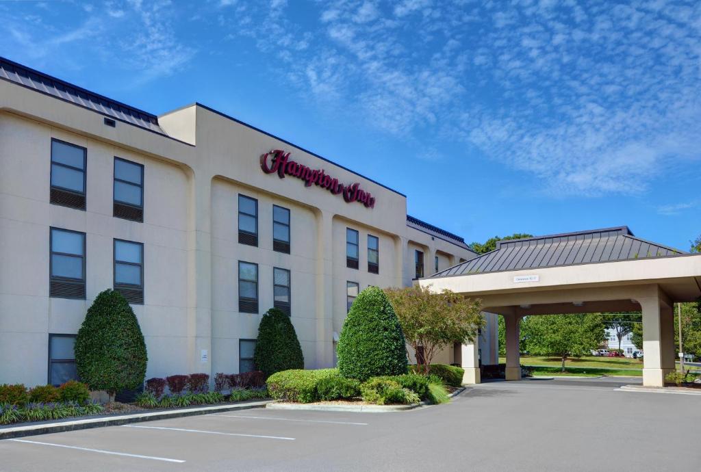 Hampton Inn Charlotte Monroe - main image