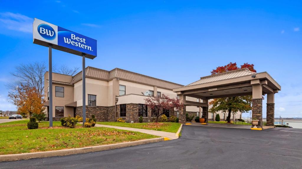 Best Western Monroe Inn - main image