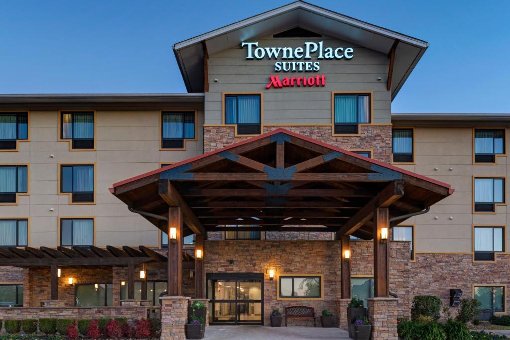 TownePlace Suites by Marriott Monroe - main image