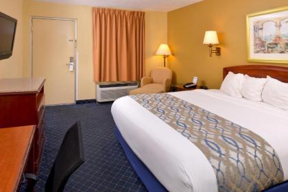 Americas Best Value Inn - Monroeville - image 9