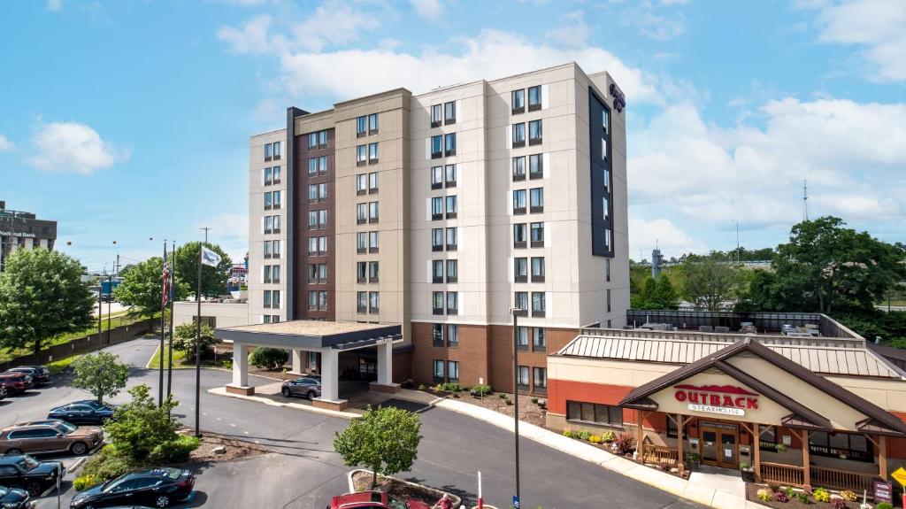 Hampton Inn Pittsburgh-Monroeville - main image