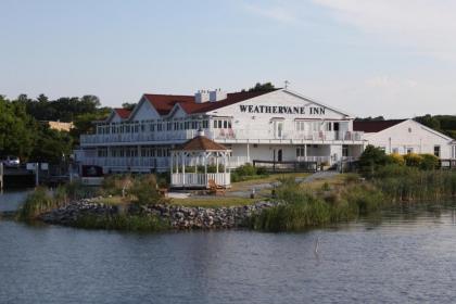 Weathervane Inn - image 9