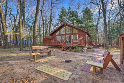 Anglers Hideaway about Half mi to Lake michigan Michigan