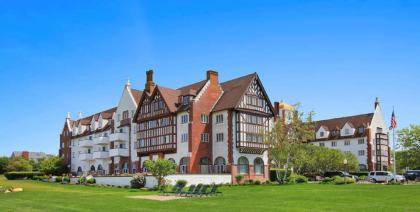 Montauk Manor Reviews