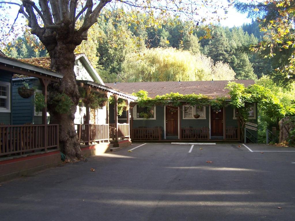 Inn on the Russian River - image 7