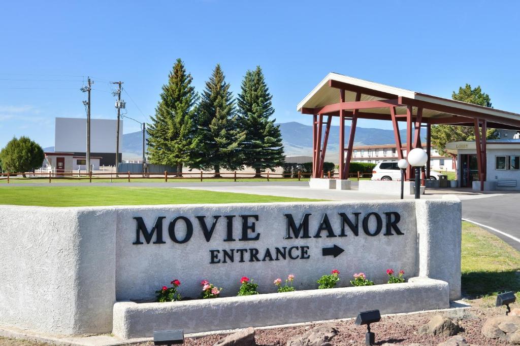 Best Western Movie Manor - main image