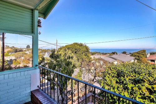 Stunning Monterey Home with Views Right on the Bay! - image 2