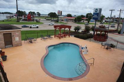 Best Western Lake Conroe - image 11