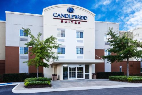 Candlewood Suites Eastchase Park an IHG Hotel - main image