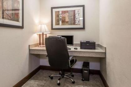 Quality Inn Montgomery South - image 3