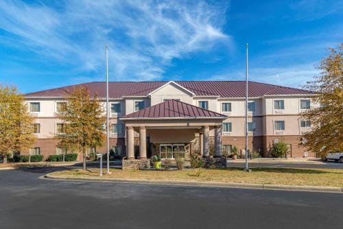 Comfort Suites Montgomery East Monticello Dr. - image 2