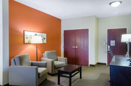 Sleep Inn & Suites East Chase - image 2