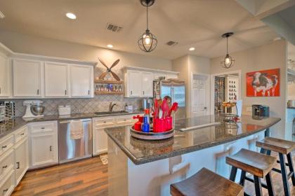 Lavish Lakefront House with Pool Table and Patio! - image 9