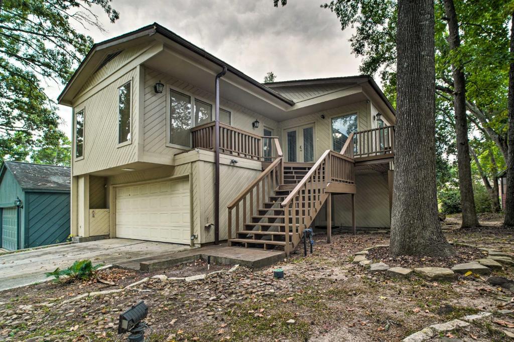 Modern Montgomery Escape with Game Room and Porch - image 3