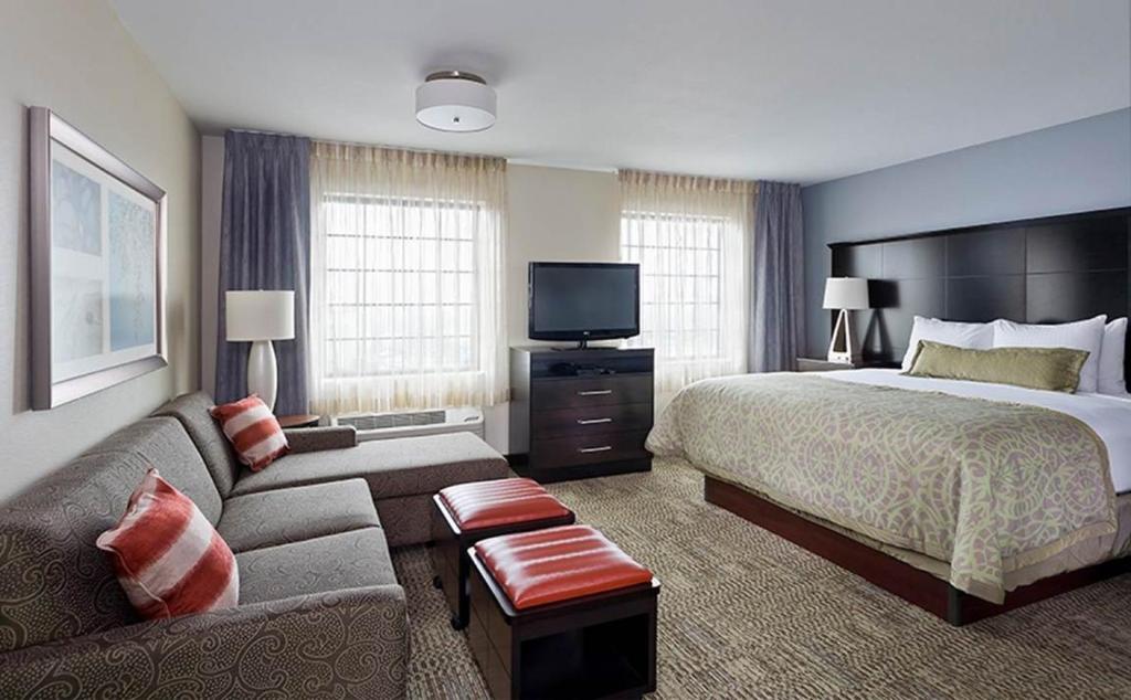 Staybridge Suites Montgomeryville an IHG Hotel - image 7