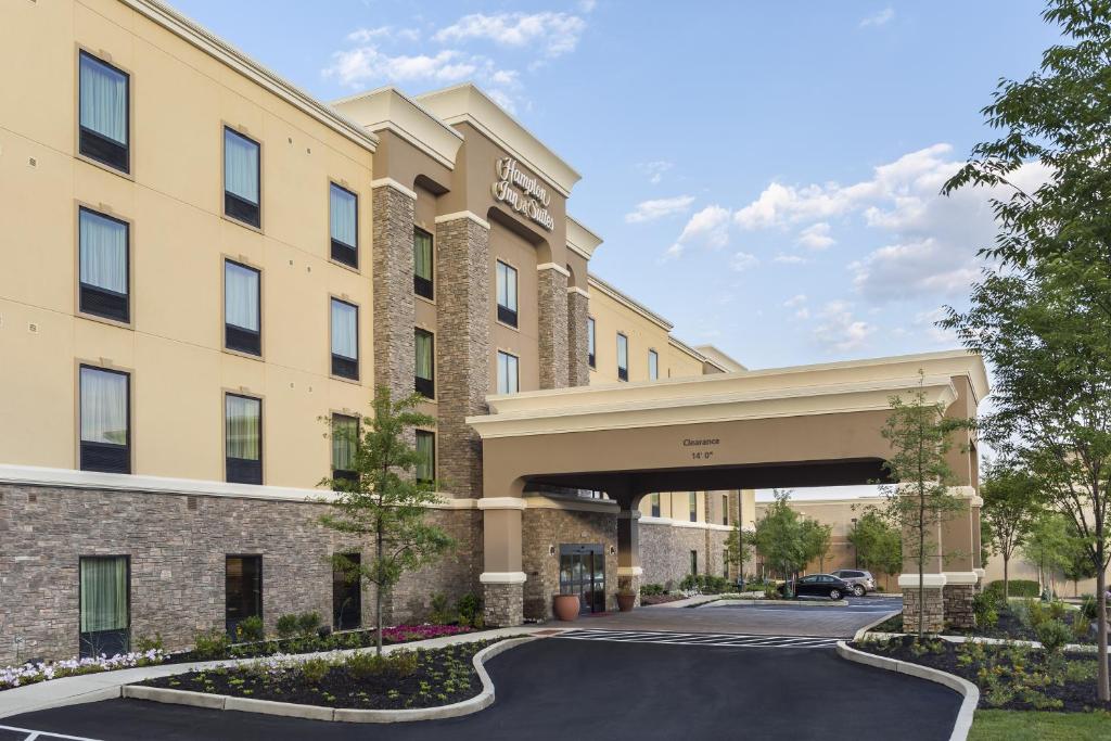 Hampton Inn & Suites Philadelphia Montgomeryville - main image