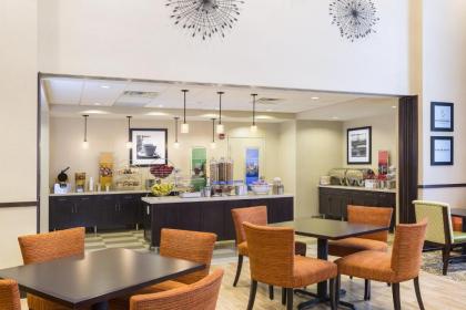 Hampton Inn & Suites Philadelphia Montgomeryville - image 15